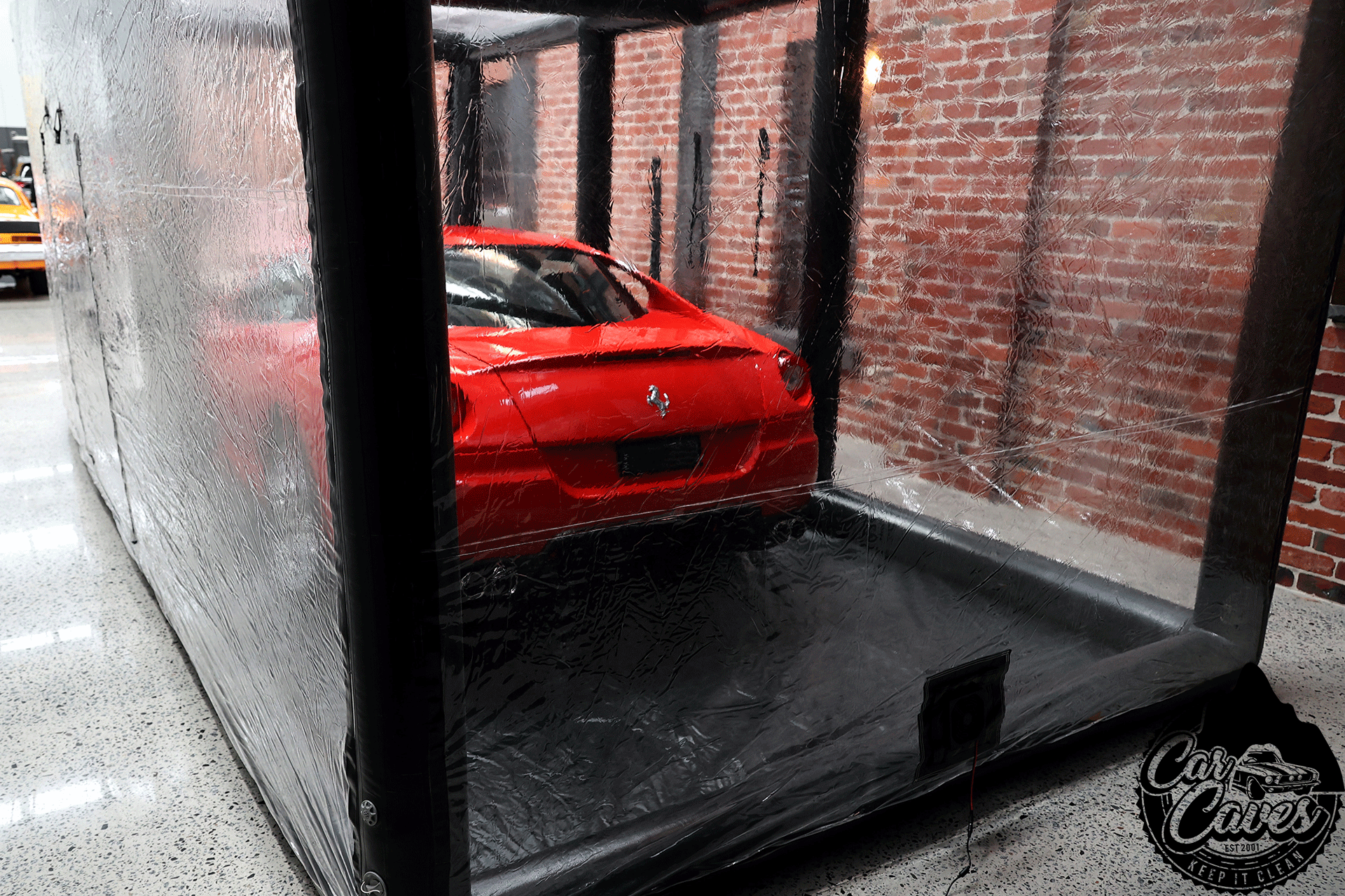 Air Pole Car Cave